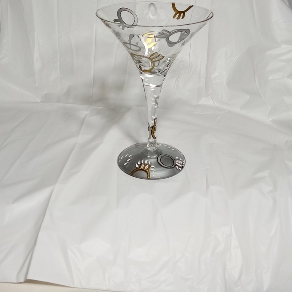 Lolita Wedding Hand Painted 7.5oz Martini Glass with Attitude Recipe on Bottom - Picture 5 of 9